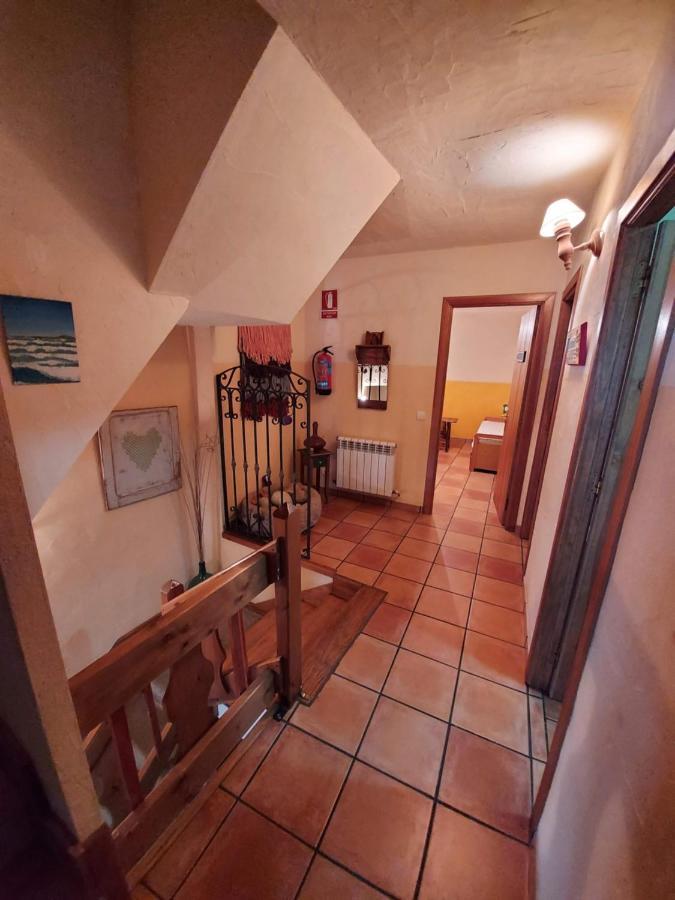 Casa Rural El Callejo Hinojosa de Duero ภายนอก รูปภาพ